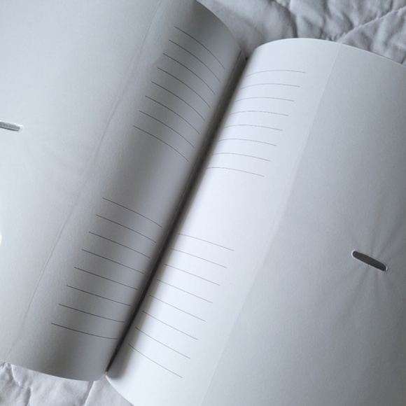 2/$15 🌼 Uniek Photo Album - Picture 5 of 11